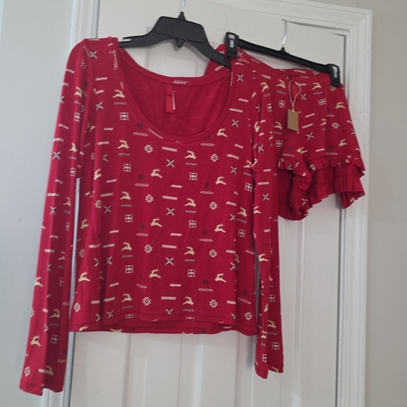 Skims Sleep Scoop Neck Top Sleep Set Cranberry Vintage Deer Print Medium - Picture 3 of 5